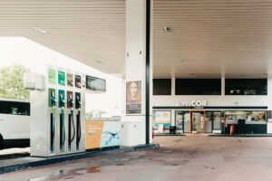 gasolinera-ceao-hotel-forum-03